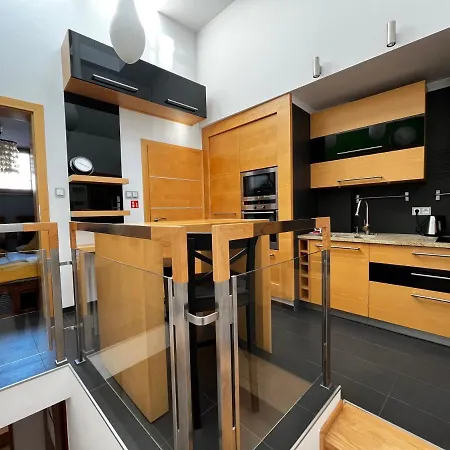 Tcz Mokra 아파트호텔 3*