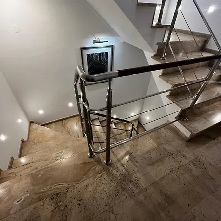 Tcz Mokra Hotel apartamentowy *