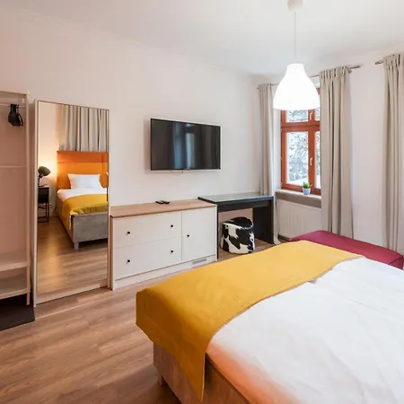 Hotel apartamentowy Tcz Mokra *