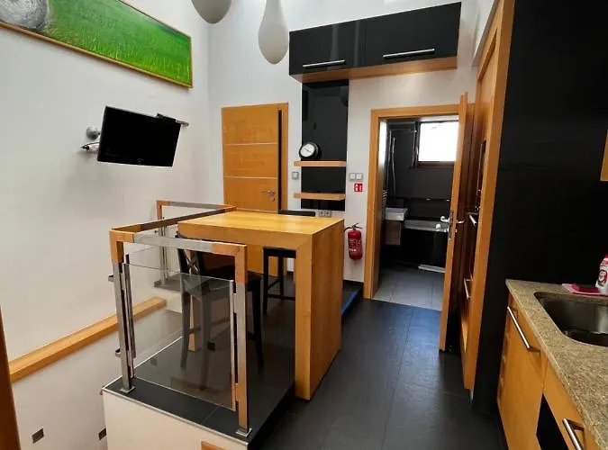 Tcz Mokra 3* بوزنان